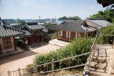 국가유산이미지 | 만경향교대성전_대성전 입구에서 내려다 본 모습 (촬영년도 : 2015년) 만경향교대성전_대성전 입구에서 내려다 본 모습... 