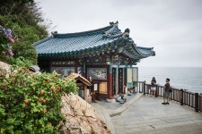 국가유산이미지 | 낙산사홍련암_측면2 (촬영년도 : 2016년) 낙산사홍련암_측면2 (촬영년도 : 2016년)