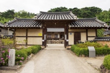 국가유산이미지 | 점필재종택_대문간 (촬영년도 : 2015년) 점필재종택_대문간 (촬영년도 : 2015년)