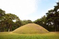 국가유산이미지 | 경주 일성왕릉_측면 (촬영년도 : 2015년) 경주 일성왕릉_측면 (촬영년도 : 2015년)