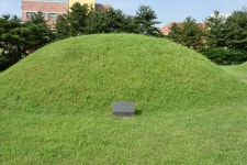 문화재이미지 | 서울 방이동 고분군_제8호기 (촬영년도 : 2015년) 서울 방이동 고분군_제8호기 (촬영년도 : 2015년)