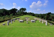 국가유산이미지 | 구리 동구릉_원릉 능침정면_미술_2014년(출처 : 국립문화재연구소) 구리 동구릉_원릉 능침정면_미술_2014년(출처... 