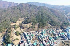 국가유산이미지 | 양산 북정리 고분군 원경 양산 북정리 고분군 원경