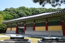 국가유산이미지 | 충민사유물관 (촬영년도 : 2024) 충민사유물관 (촬영년도 : 2024)