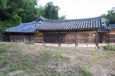 국가유산이미지 | 영천 연정고택_안채 뒷면 (촬영년도 : 2015년) 영천 연정고택_안채 뒷면 (촬영년도 : 2015년)