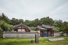 문화재이미지 | 시도기념물 제46호_화산서원_측면전경 시도기념물 제46호_화산서원_측면전경