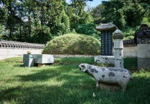 국가유산이미지 | 시도기념물 김재로묘 측면1 시도기념물 김재로묘 측면1