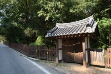 국가유산이미지 | 성황림 입구 전경 (촬영년도 : 2015년) 성황림 입구 전경 (촬영년도 : 2015년)