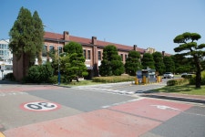 국가유산이미지 | 진주 배영초등학교 구 본관_좌측 (촬영년도 : 2015년) 진주 배영초등학교 구 본관_좌측 (촬영년도 : 2015년)