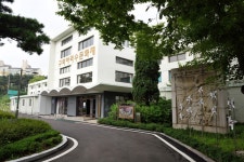 국가유산이미지 | 서울 구의정수장 제1·2공장_문화재본관과 기념비 (촬영년도 : 2015년) 서울 구의정수장 제1·2공장_문화재본관과 기념비... 