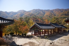 국가유산이미지 | 청평사 고려선원 회전문과 마적산 단풍 청평사 고려선원  회전문과 마적산 단풍