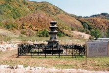 국가유산이미지 | 용화동삼층석탑 용화동삼층석탑