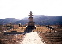 국가유산이미지 | 법수사지삼층석탑 법수사지삼층석탑