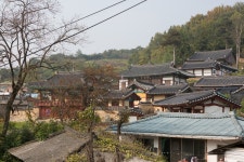 국가유산이미지 | 함양향교_마을입구에서 본 전경 (촬영년도 : 2015년) 함양향교_마을입구에서 본 전경 (촬영년도 : 2015년)