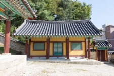 문화재이미지 | 영주향교 대성전_동무 (촬영년도 : 2015년) 영주향교 대성전_동무 (촬영년도 : 2015년)