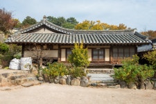 문화재이미지 | 경주 양동 무첨당_살림채 (촬영년도 : 2015년) 경주 양동 무첨당_살림채 (촬영년도 : 2015년)