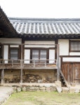 국가유산이미지 | 상주 양진당_툇마루로 오르는 계단 (촬영년도 : 2015년) 상주 양진당_툇마루로 오르는 계단 (촬영년도 : 2015년)