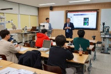 갤러리 | HIT 대전보건대학교-안경광학과 우즈베키스탄 의료진의 대전보건대학 안경광학과 방문 – 갤러리 – HIT 대전보건대학교
