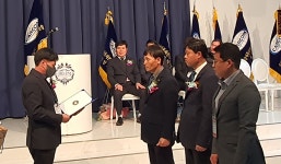 호남대학교 커뮤니티 HNU News 대학뉴스 박상철 총장, 새전남자동차전문정비사업조합 임원에 감사패 수여