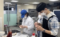 호남대학교 커뮤니티 HNU News 대학뉴스 식품영양학과, “어르신들께 건강간식을, FT”