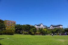 호남대학교 커뮤니티 홍보관 캠퍼스전경 학교 천연잔디구장