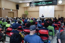 사진첩 > 현장365일 > 소통홍성 군수실  사진첩 > 현장365일 >