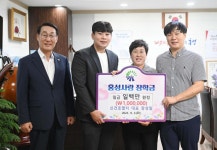 사진첩 > 현장365일 > 소통홍성 군수실  사진첩 > 현장365일 >