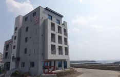 Budapest Inn, Daejeong-eup - Compare Deals