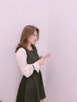 ♥ H O T P I N G ♥ 2사이즈 샀는데 저한텐 전체적으로 조금 커요  키가 162인데 무릎 위 4cm 쯤 되는 것 같사용후기 - 핫핑