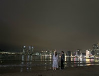♥ H O T P I N G ♥ 여리여리한 핏에 샤랄라한 재질 ㅠㅠ 진짜 넘 예뻐요 항상 부해보일까봐 흰색은 상상사용후기 - 핫핑