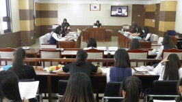 갤러리-제138회 청소년 의정교실(동인천여자중학교) 내용 | 인천광역시의회 메인>소통과 참여>의정아카데미 갤러리-제138회 청소년 의정교실... 