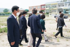 보도자료-교육위원회, 강화지역 폐교 부지 현장 방문 내용 | 인천광역시... 강화지역 폐교 부지 현장 방문  내용 | 인천광역시의회 메인>의회소식