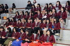 방청갤러리 -문일여자고등학교 제207회 인천광역시의회 임시회 제5차 본회의 방청 내용 | 인천광역시의회 메인>소통과 참여>방청 방청갤러리... 