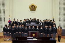 방청갤러리 -만성중학교 제214회 인천광역시의회 임시회 제1차 본회의... 방청갤러리 -만성중학교 제214회 인천광역시의회 임시회 제1차 본회의... 