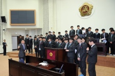 방청갤러리 -작전고등학교 제215회 인천광역시의회 임시회 제1차 본회의 방청 내용 | 인천광역시의회 메인>소통과 참여>방청 방청갤러리... 