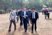 인천시의회 교육위원회 옹진군 영흥면 관내 폐교 현장방문