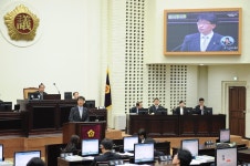 인천시의회 제215회 인천광역시의회 임시회 제1차 본회의