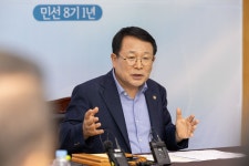 시민참여 > 시정홍보 > 행복한뉴스 > 오늘의뉴스 | 정헌율 시장 “안정을 넘어 대도약의 시대로” 글보기