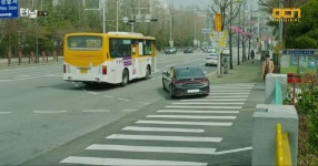 IMCDb.org: 2012 Daewoo NEW BS 106 in 터널 (Tunnel), 2017 Daewoo NEW BS 106 in 터널 (Tunnel)
