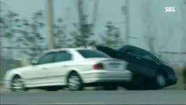 쓰리데이즈빈(Three Days Bean) | IMCDb.org: 2003 Hyundai Sonata [EF] in "쓰리 데이즈 (Three Days), 2014" Hyundai Sonata in 쓰리 데이즈 (Three Days)