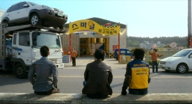 IMCDb.org: 2004 Hyundai Tucson [JM] in 즐거운 인생 (The Happy Life), 2007 Hyundai Tucson in 즐거운 인생 (The Happy Life)