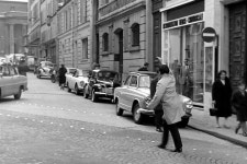 IMCDb.org: 1960 Sunbeam Alpine Series I in La vérité, 1960 Sunbeam Alpine in La vérité