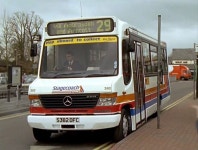 IMCDb.org: 1998 Mercedes-Benz Vario O 814 D Alexander ALX100... Morse, 1987-2000 Mercedes-Benz Vario O 814 D in Inspector Morse
