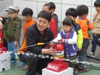 홈>소방소식>보도/해명>보도자료 > 인천부평소방서, 굴포초교 병설유치원 119소방안전 체험교실 운영 | 인천소방본부