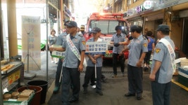 홈>소방소식>보도/해명>보도자료 > 2015.08.21 남동소방서 간석119안전센터, 간석자유시장 출동로확보 캠페인 | 인천소방본부