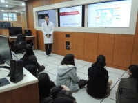 홈>열린마당>견학프로그램>환경아카데미 운영 > 인성여자중학교 환경아카데미 체험 | 보건환경연구원