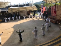 홈>무형유산 전수교육관>프로그램 안내>공연 및 행사(2019) > 시 무형문화재 제3호 인천근해갯가노래뱃노래 2019 정기전승공연 | 문화·관광