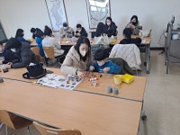 홈>열린광장>포토갤러리 > [시립박물관] 2023년 방학특강 가족교육프로그램 - 인천? 성냥! (2월 25일) | 인천광역시립박물관