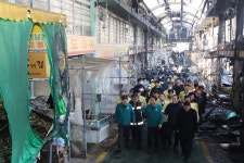 홈>기관소개>본부장 동정 > 2023.3.6.(월) 동구 송림동 현대시장 화재 현장확인 | 인천소방본부