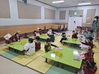 홈>열린광장>포토갤러리 > [시립박물관] 상반기 꼬꼬마, 가자! 박물관으로 4월 18일 (영랑어린이집) | 인천광역시립박물관